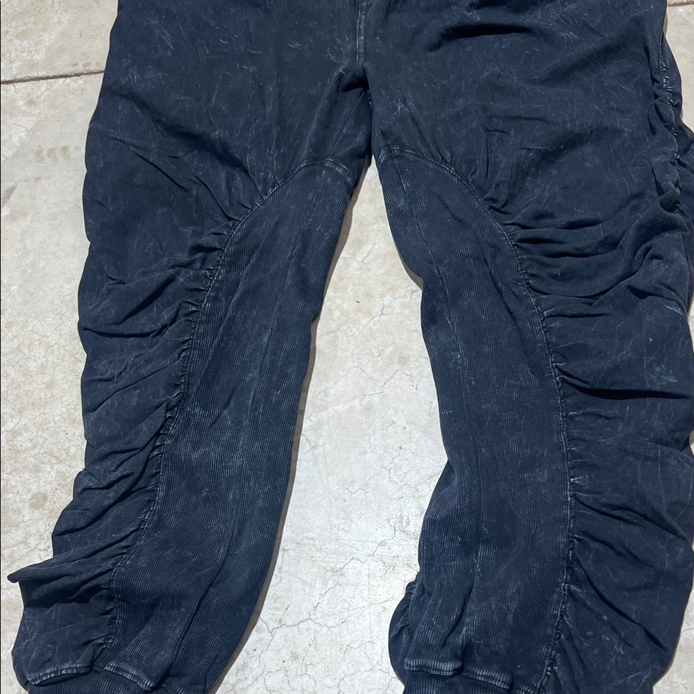 Free People Black Shirred Joggers - Picture 4 of 7